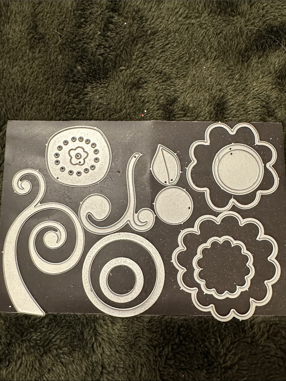 Decorative Floral Metal Cutting Dies - Silver